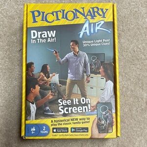 Pictionary Air Family Party Game